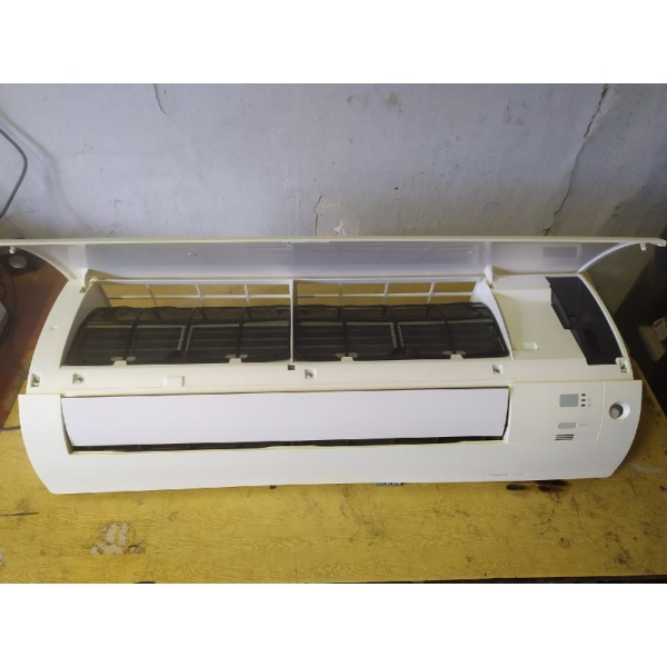 DAIKIN FTXS25K настенный блок DAIKIN FTXS25K настенный блок