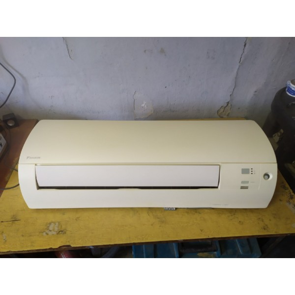DAIKIN FTXS42K настенный блок DAIKIN FTXS42K настенный блок