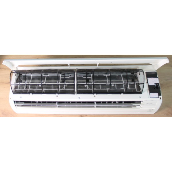 DAIKIN FAQ71C / RZQG71L8Y